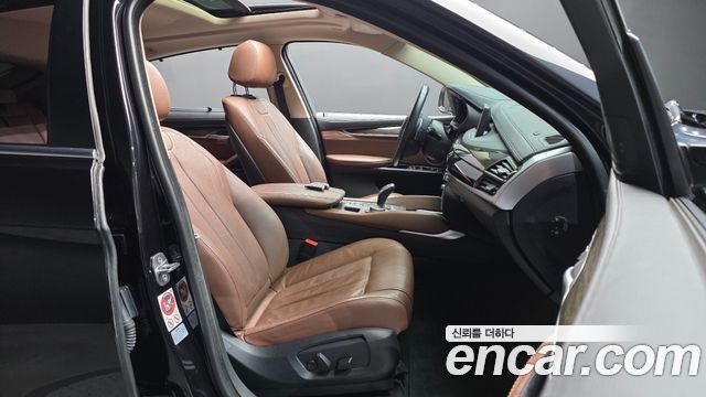BMW X6 (F16) xDrive 30d 2016 — фото 11