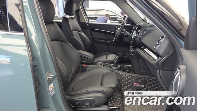 MINI Cooper Countryman Classic 2nd 2024 — фото 11