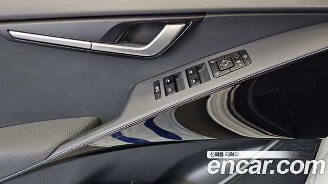 Kia Niro Signature 2022 — фото 29