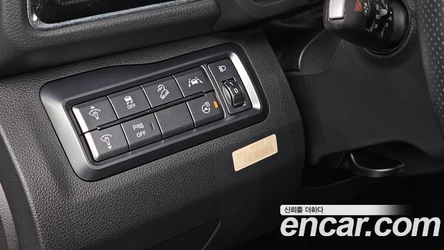 KG Mobility (SsangYong) Very New Tivoli Gasoline 1.5 2WD V5 2021 — фото 17