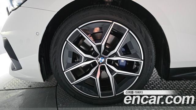 BMW 5 Series (G60) 523d M Sport 2026 — фото 5
