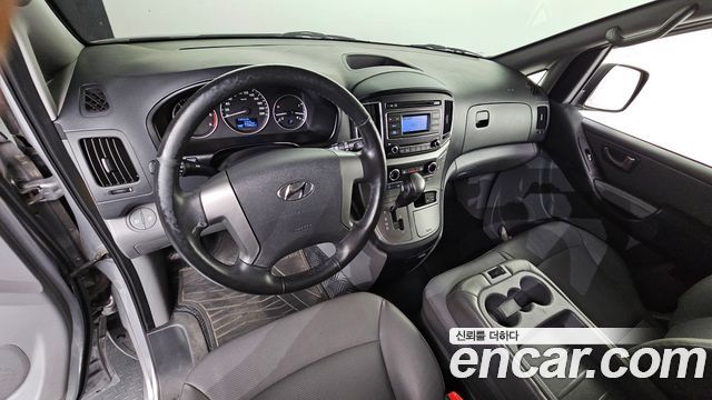 Hyundai Grand Starex Van 3-Seater Smart 2021 — фото 7