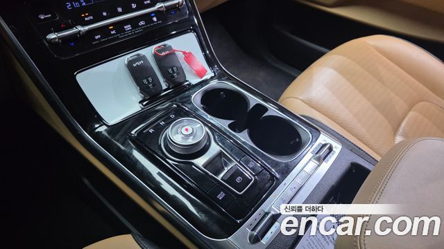 Kia Carnival (IV) Gasoline 9-Seater Noblesse 2023 — фото 9