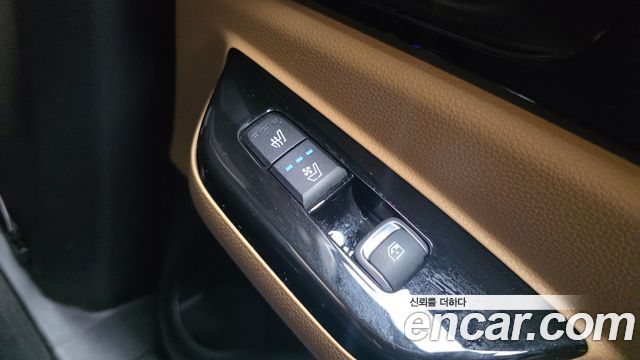 Kia Carnival (IV) Gasoline 9-Seater Noblesse 2023 — фото 19