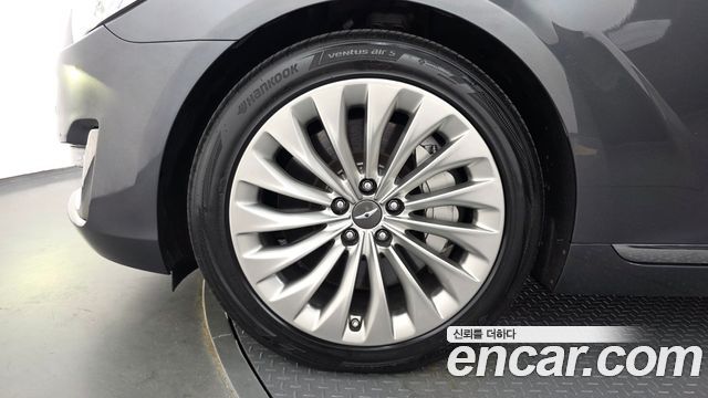 Genesis EQ900 3.8 GDI AWD Premium Luxury 2018 — фото 5