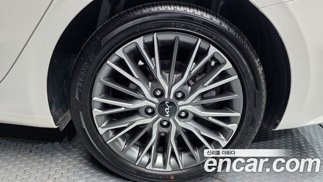 Kia K3 (II) 1.6 Noblesse 2022 — фото 21