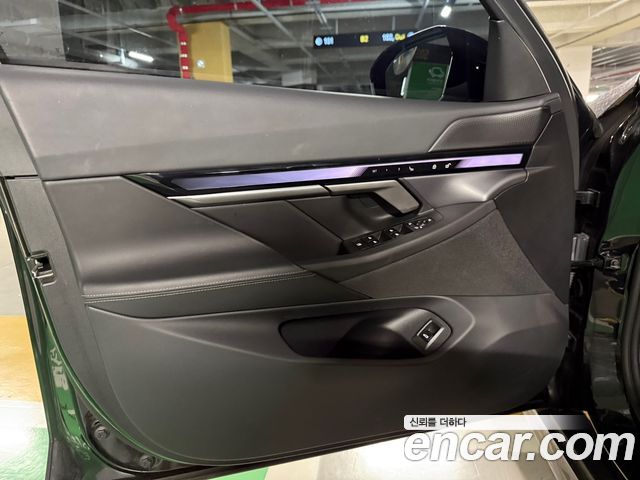 BMW 5 Series (G60) 520i 2025 — фото 10
