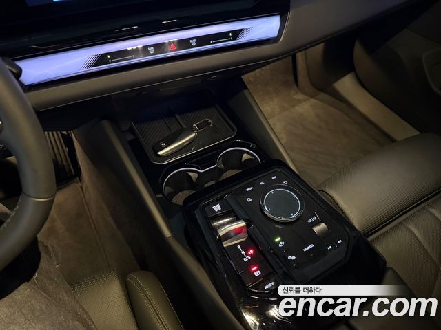 BMW 5 Series (G60) 520i 2025 — фото 17