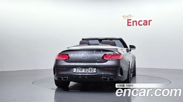 Mercedes-Benz C-Class (W205) C63 AMG Cabriolet 2017 — фото 4