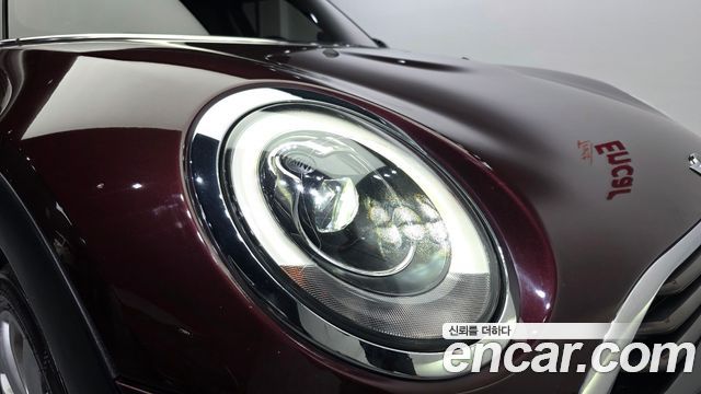 MINI Cooper D Clubman High 2nd 2018 — фото 28