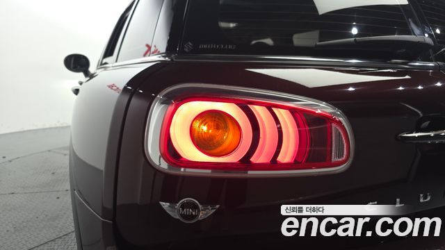 MINI Cooper D Clubman High 2nd 2018 — фото 29