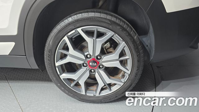 Kia Seltos Gasoline 1.6 Turbo 2WD Noblesse 2020 — фото 21