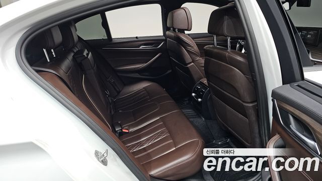 BMW 5 Series (G30) 520d M Sport Package Plus 2018 — фото 12