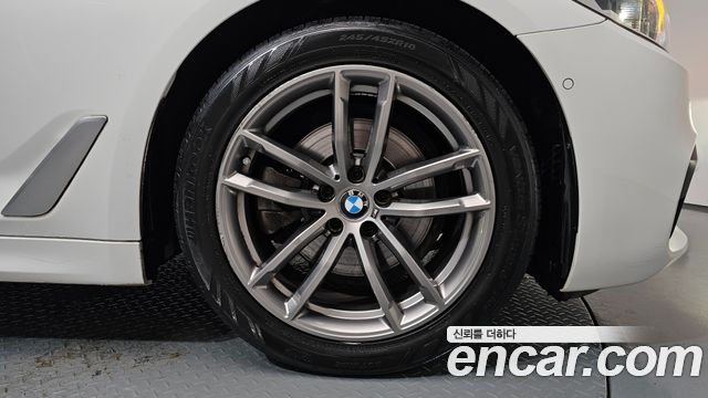 BMW 5 Series (G30) 520d M Sport Package Plus 2018 — фото 21