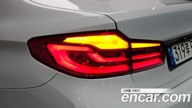 BMW 5 Series (G30) 520d M Sport Package Plus 2018 — фото 23