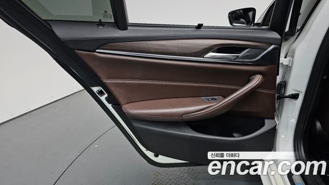 BMW 5 Series (G30) 520d M Sport Package Plus 2018 — фото 25