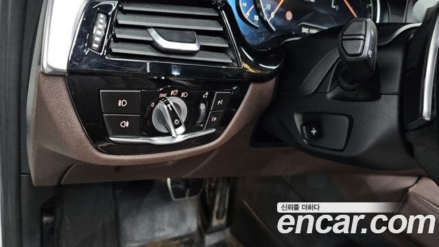 BMW 5 Series (G30) 520d M Sport Package Plus 2018 — фото 27