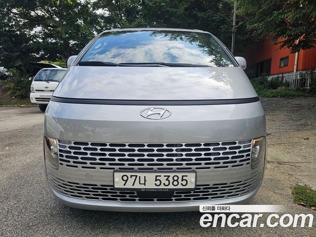 Hyundai Staria Cargo 5-Seater Modern 2022 — фото 1