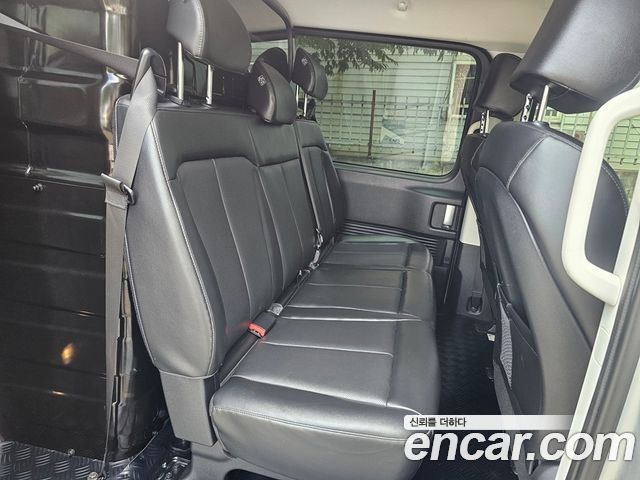 Hyundai Staria Cargo 5-Seater Modern 2022 — фото 15