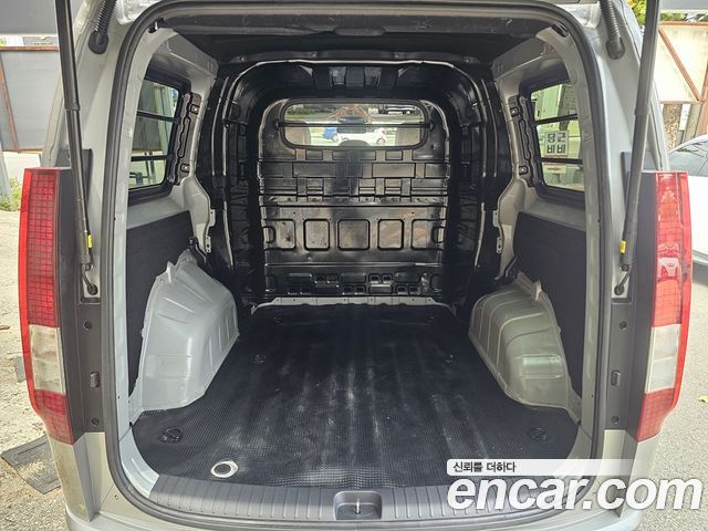 Hyundai Staria Cargo 5-Seater Modern 2022 — фото 17