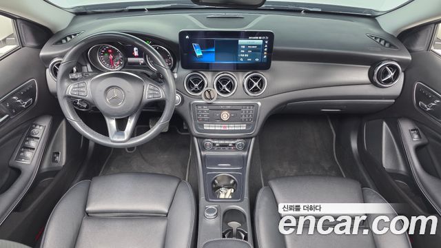 Mercedes-Benz GLA-Class (X156) GLA220 2018 — фото 7