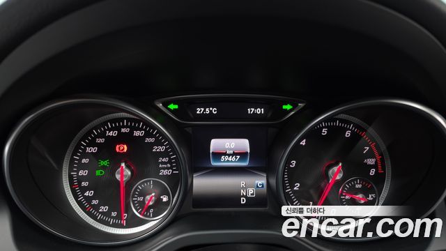 Mercedes-Benz GLA-Class (X156) GLA220 2018 — фото 8