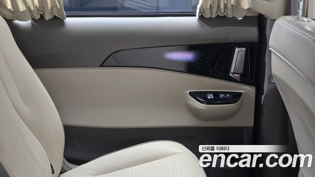 Kia Carnival (IV) Gasoline 9-Seater Hi-Limousine Signature 2022 — фото 25