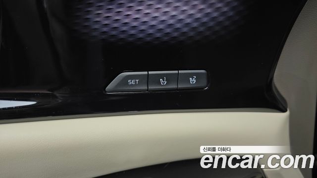 Kia Carnival (IV) Gasoline 9-Seater Hi-Limousine Signature 2022 — фото 31