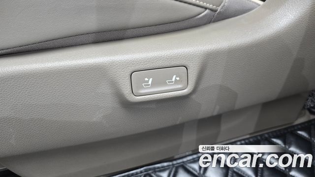Kia Carnival (IV) Gasoline 9-Seater Hi-Limousine Signature 2022 — фото 33