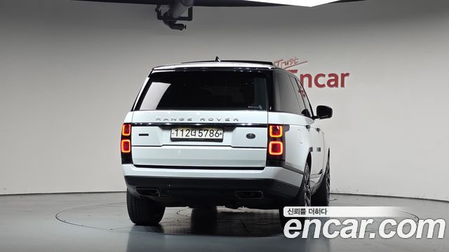 Land Rover Range Rover (IV) 4.4 SDV8 AB DIESEL 2019 — фото 4