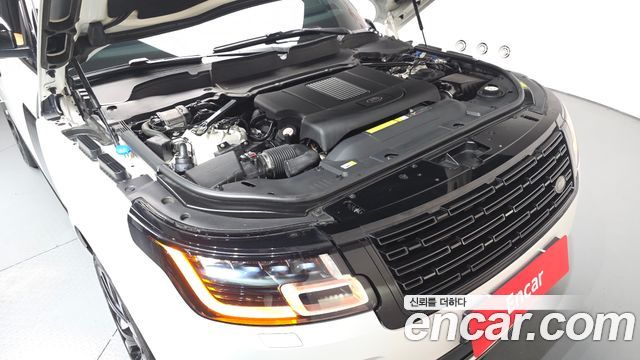 Land Rover Range Rover (IV) 4.4 SDV8 AB DIESEL 2019 — фото 6
