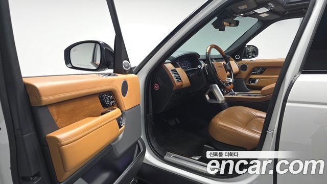 Land Rover Range Rover (IV) 4.4 SDV8 AB DIESEL 2019 — фото 10