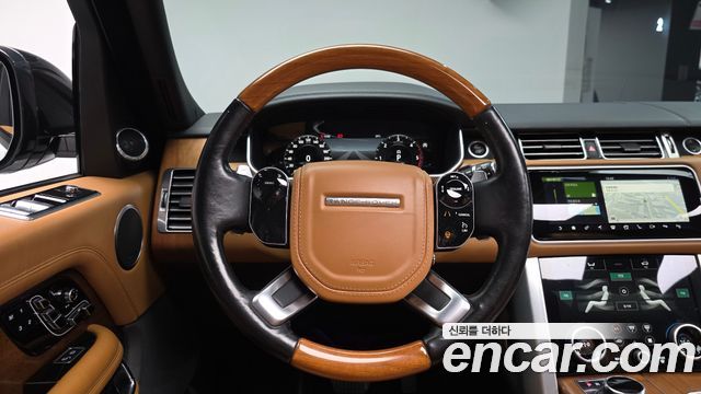 Land Rover Range Rover (IV) 4.4 SDV8 AB DIESEL 2019 — фото 13