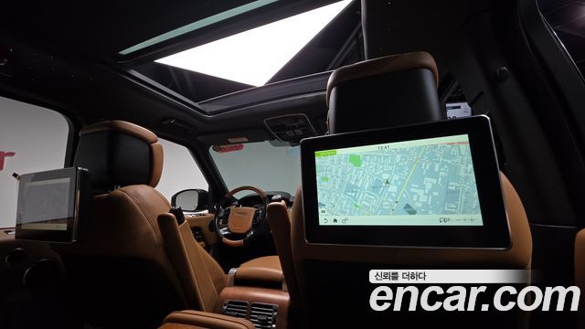 Land Rover Range Rover (IV) 4.4 SDV8 AB DIESEL 2019 — фото 18