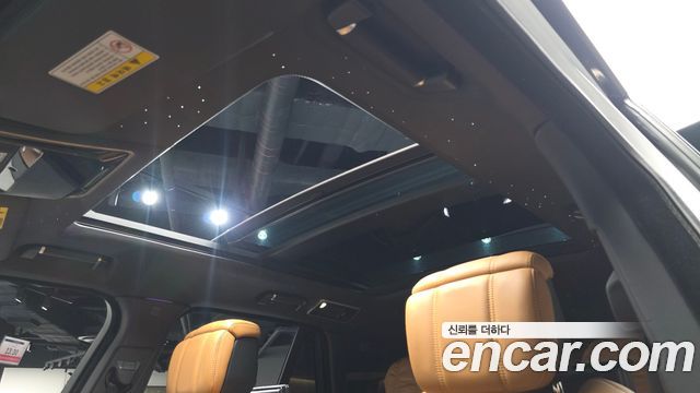 Land Rover Range Rover (IV) 4.4 SDV8 AB DIESEL 2019 — фото 19