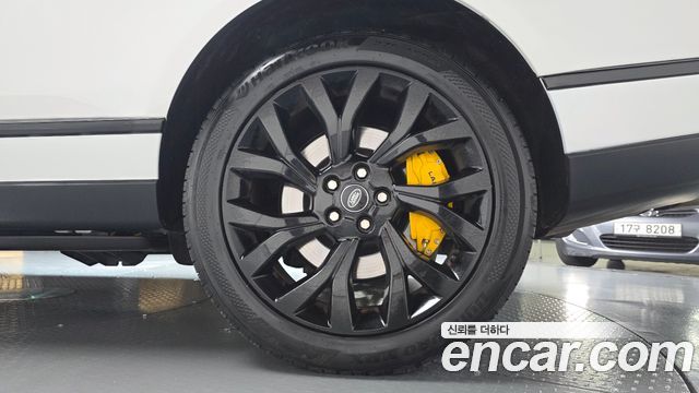 Land Rover Range Rover (IV) 4.4 SDV8 AB DIESEL 2019 — фото 21