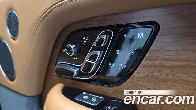 Land Rover Range Rover (IV) 4.4 SDV8 AB DIESEL 2019 — фото 29