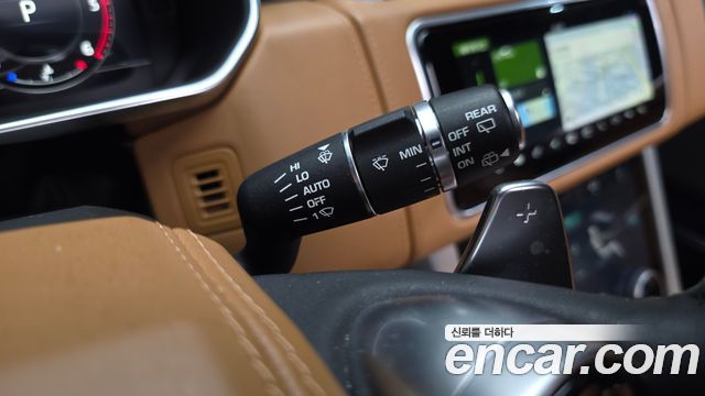 Land Rover Range Rover (IV) 4.4 SDV8 AB DIESEL 2019 — фото 37