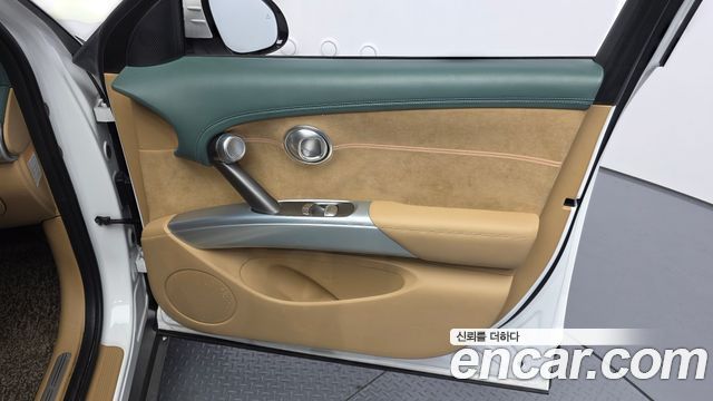 Genesis GV60 Standard 2023 — фото 24
