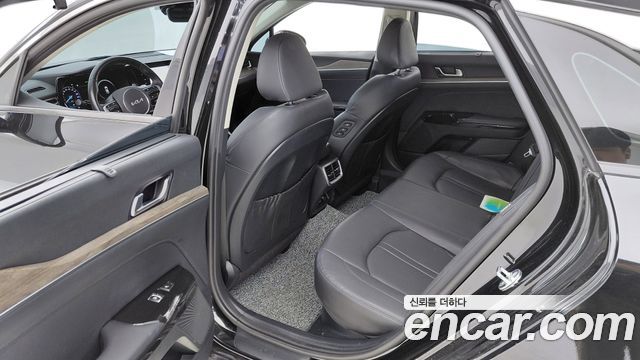 Kia K5 Hybrid (III) Noblesse 2023 — фото 12