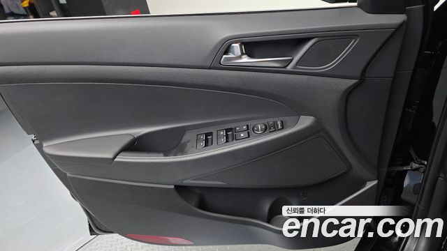Hyundai Tucson Gasoline 1.6 turbo 2WD Inspiration 2020 — фото 24