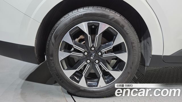 Kia Carnival (IV) Gasoline 9-Seater Signature 2021 — фото 5