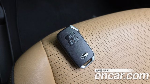 Kia Carnival (IV) Gasoline 9-Seater Signature 2021 — фото 34