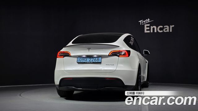 Tesla Model Y Performance AWD 2022 — фото 4