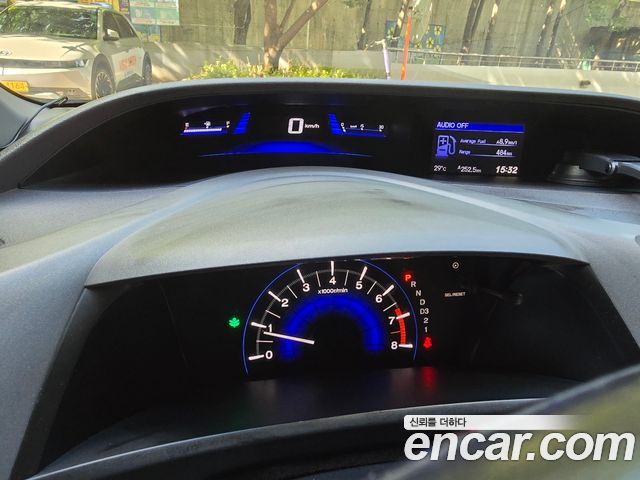 Honda Civic 1.8 LX 9th 2012 — фото 10