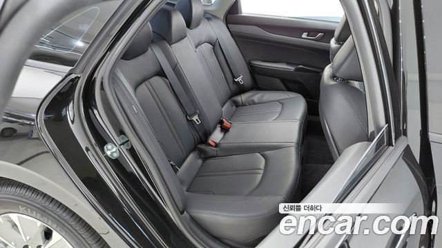 Kia K5 Hybrid (III) Trendy 2023 — фото 11