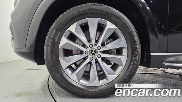 Mercedes-Benz GLE-Class (W167) GLE300d 4MATIC 2023 — фото 5