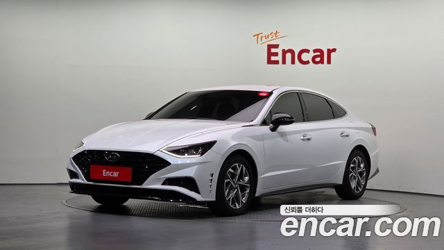 Hyundai Sonata (DN8) 2.0 Premium Plus