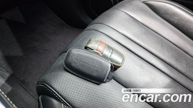 Genesis GV80 3.0 Diesel AWD 2022 — фото 15