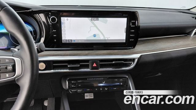 Kia K5 Hybrid (III) Noblesse 2023 — фото 13
